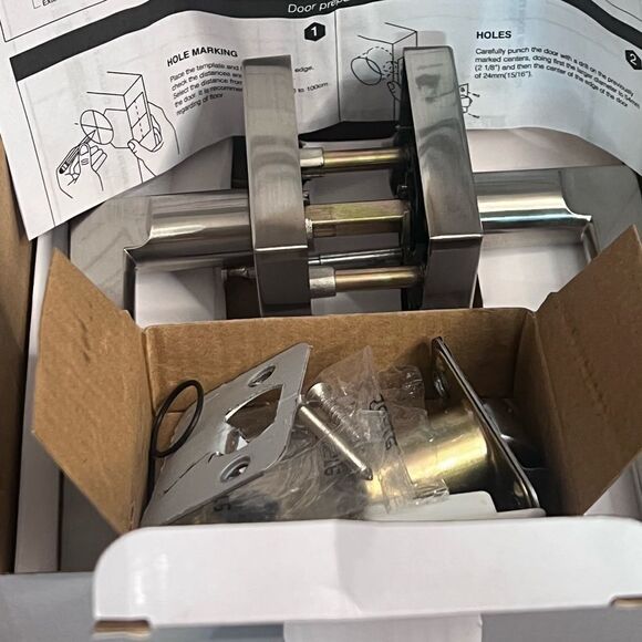 Modern Brushed Nickel Metal Interior Door Handles with Lock. Halifax Square. NIB - Picture 4 of 9